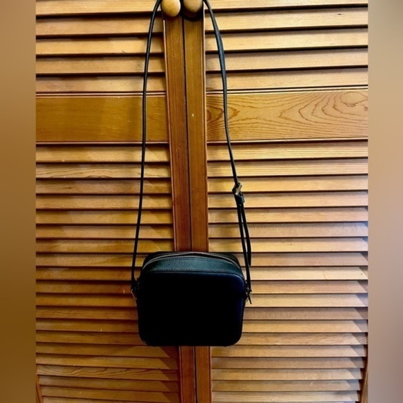 Kate Spade ♠️ New York Staci Saffiano Leather Crossbody Bag ♠️MSRP $309 MINT - Picture 4 of 6